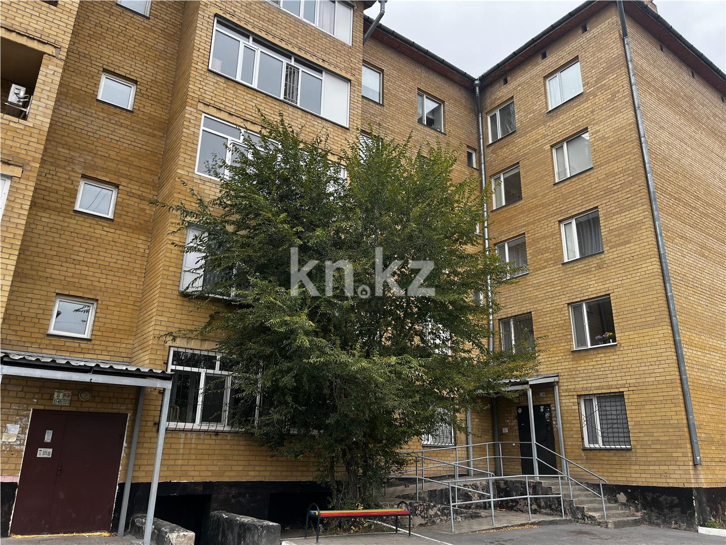 Продажа 1-комнатной квартиры, 40 м², ул. Кузембаева - Продажа квартир в Караганде фото 10 из 12