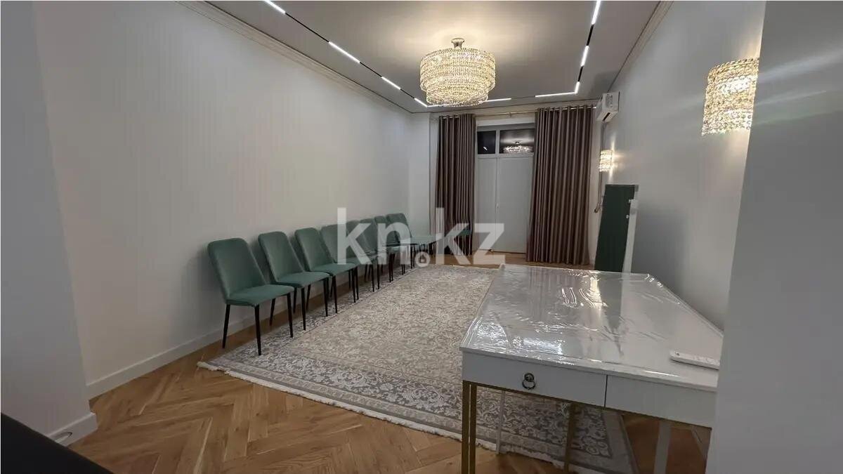 Продажа 3-комнатной квартиры, 137.9 м² в Алматы - фото 2