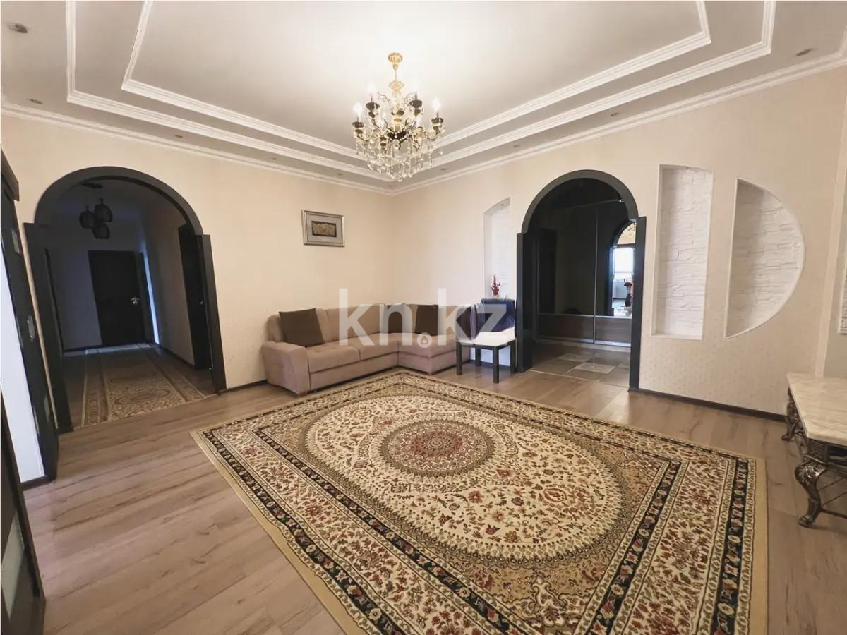 Продажа 4-комнатной квартиры, 180 м² в Астане - фото 2