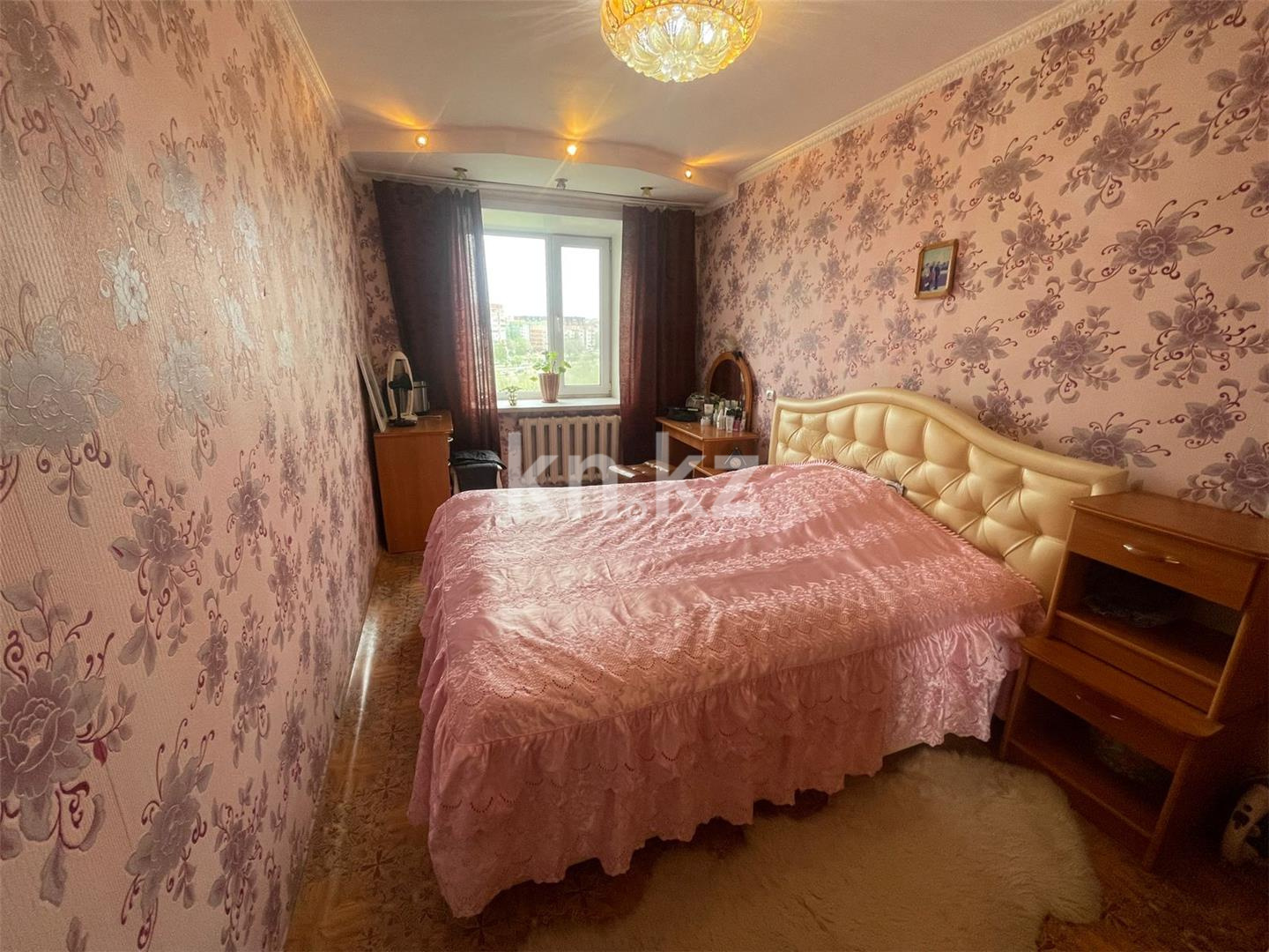 Продажа 3-комнатной квартиры, 65 м², пр. Республики, дом  18 в Караганде - фото 3