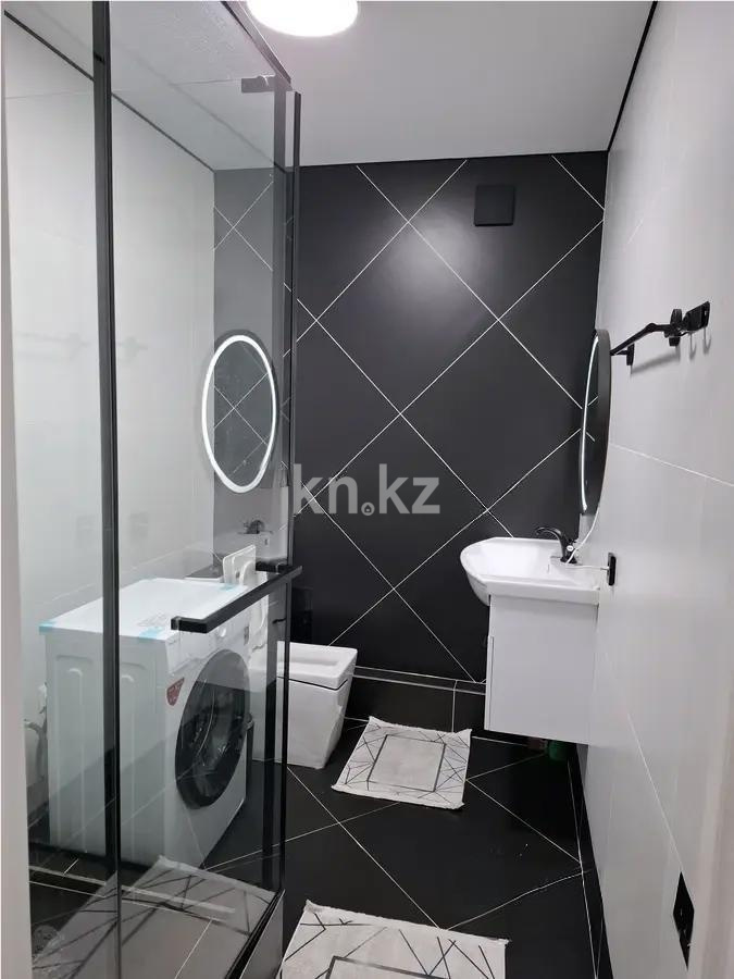 Продажа 3-комнатной квартиры, 70 м², ул. Момышулы, дом  5/3 в Алматы - фото 3