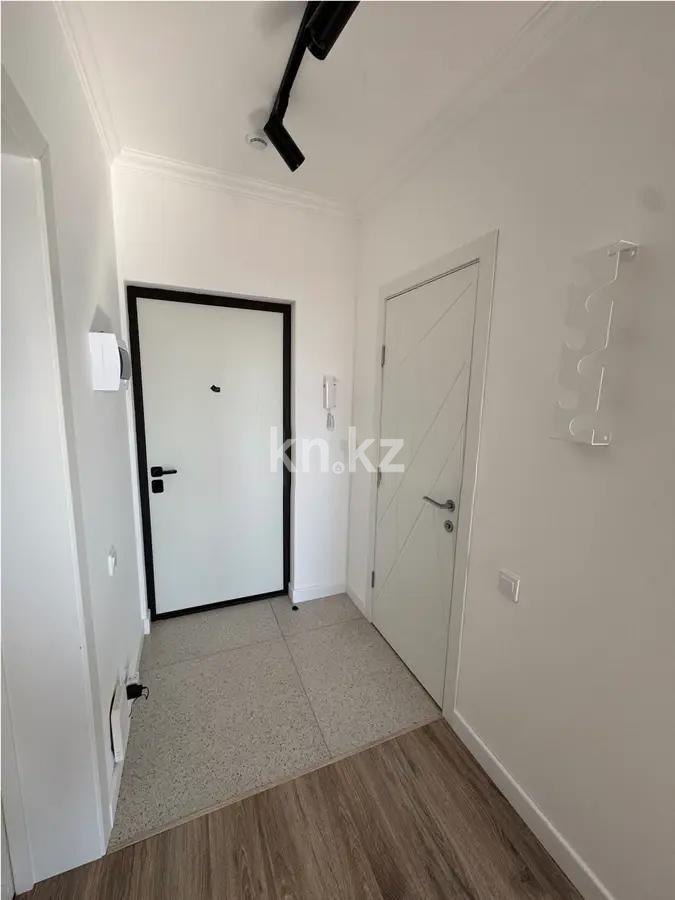 Продажа 1-комнатной квартиры, 35 м², ул. Хусейна бен Талала, дом  39 в Астане - фото 4