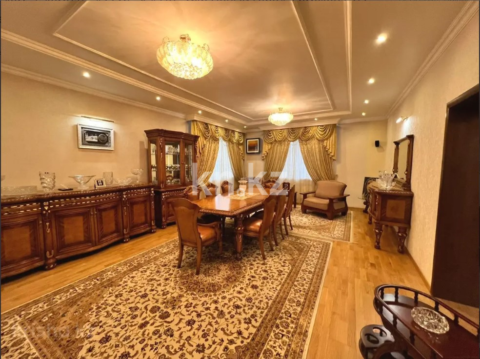 Продажа 5-комнатного дома, 433 м², ул. Ермекова - Продажа домов и коттеджей в Караганде без посредников фото 8 из 38