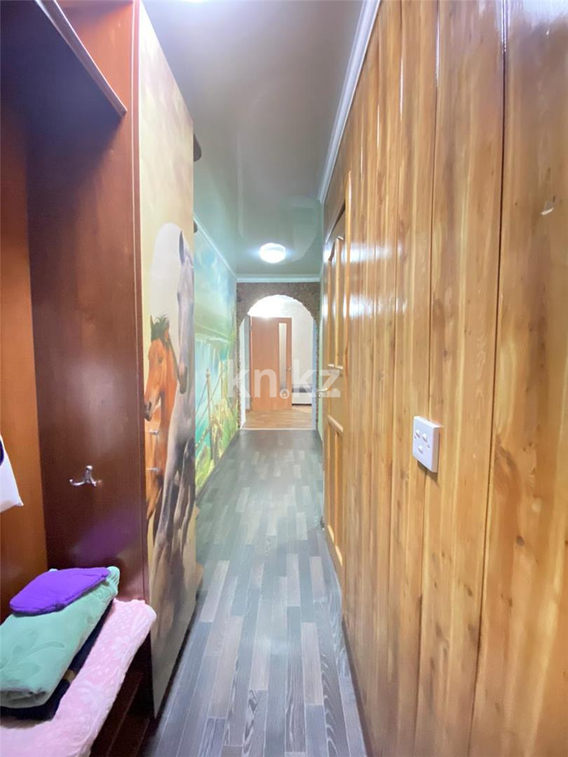 Продажа 3-комнатной квартиры, 58 м², мкр-н 21 в Караганде - фото 13