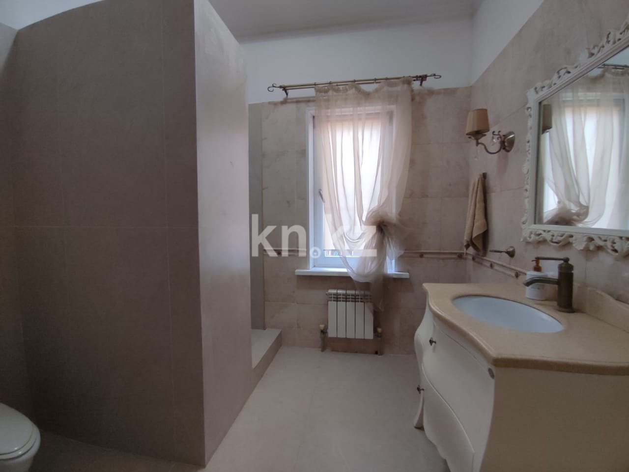 Продажа 4-комнатного дома, 200 м² - Продажа квартир в Семее фото 10 из 18