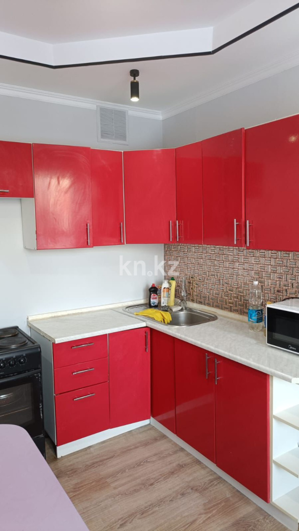 Аренда 1-комнатной квартиры, 40 м² в Астане