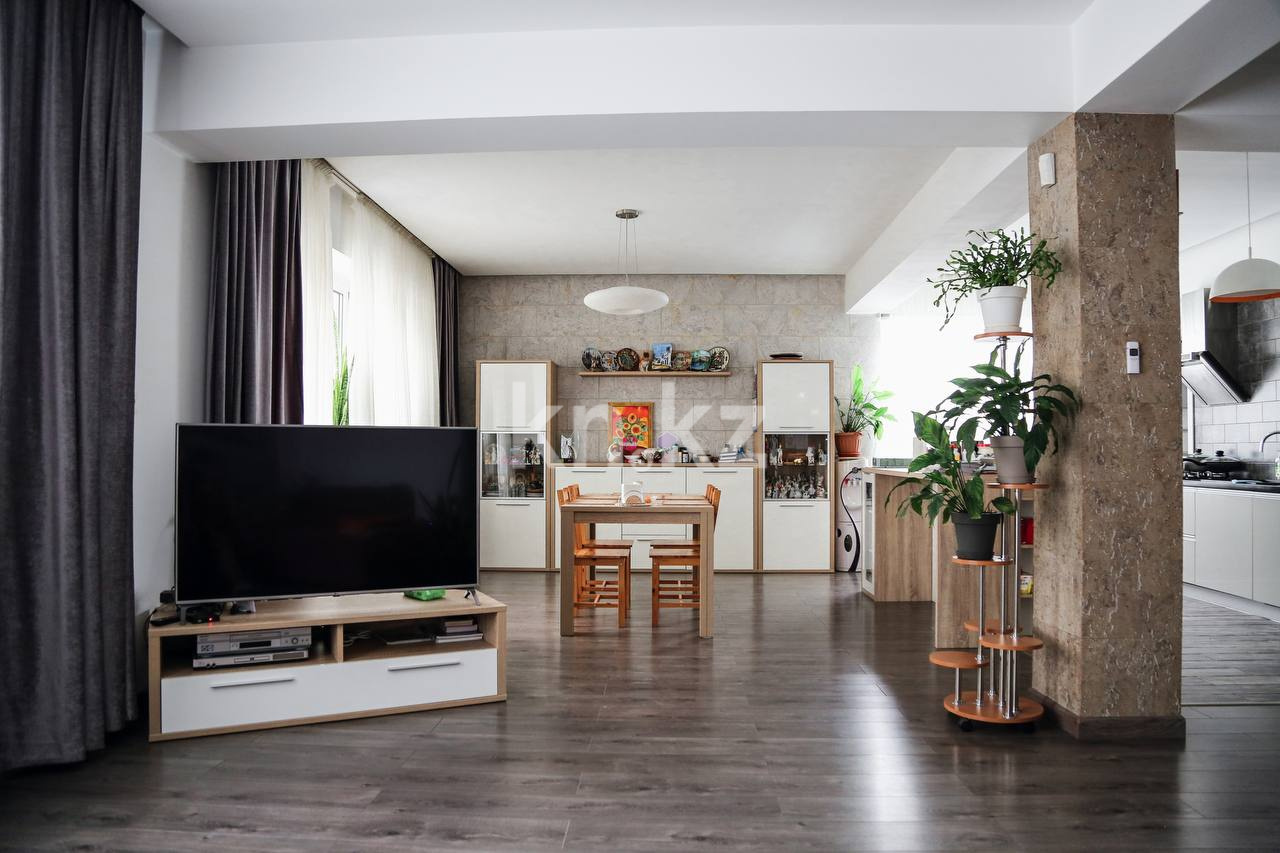 Продажа 6-комнатного дома, 239 м², ул. Басенова - Продажа домов и коттеджей в Алматы фото 2 из 23