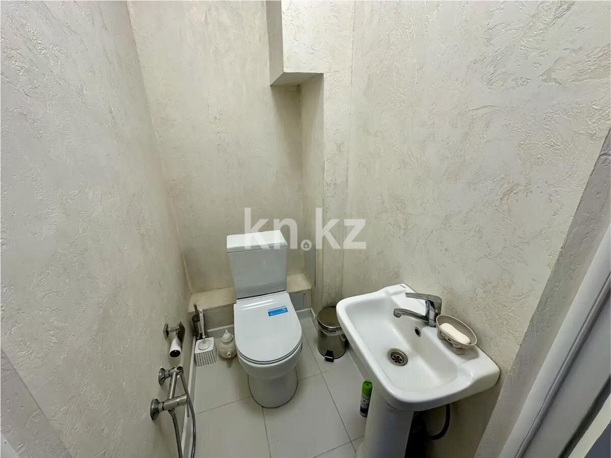 Продажа 2-комнатной квартиры, 67.7 м² в Алматы - фото 8