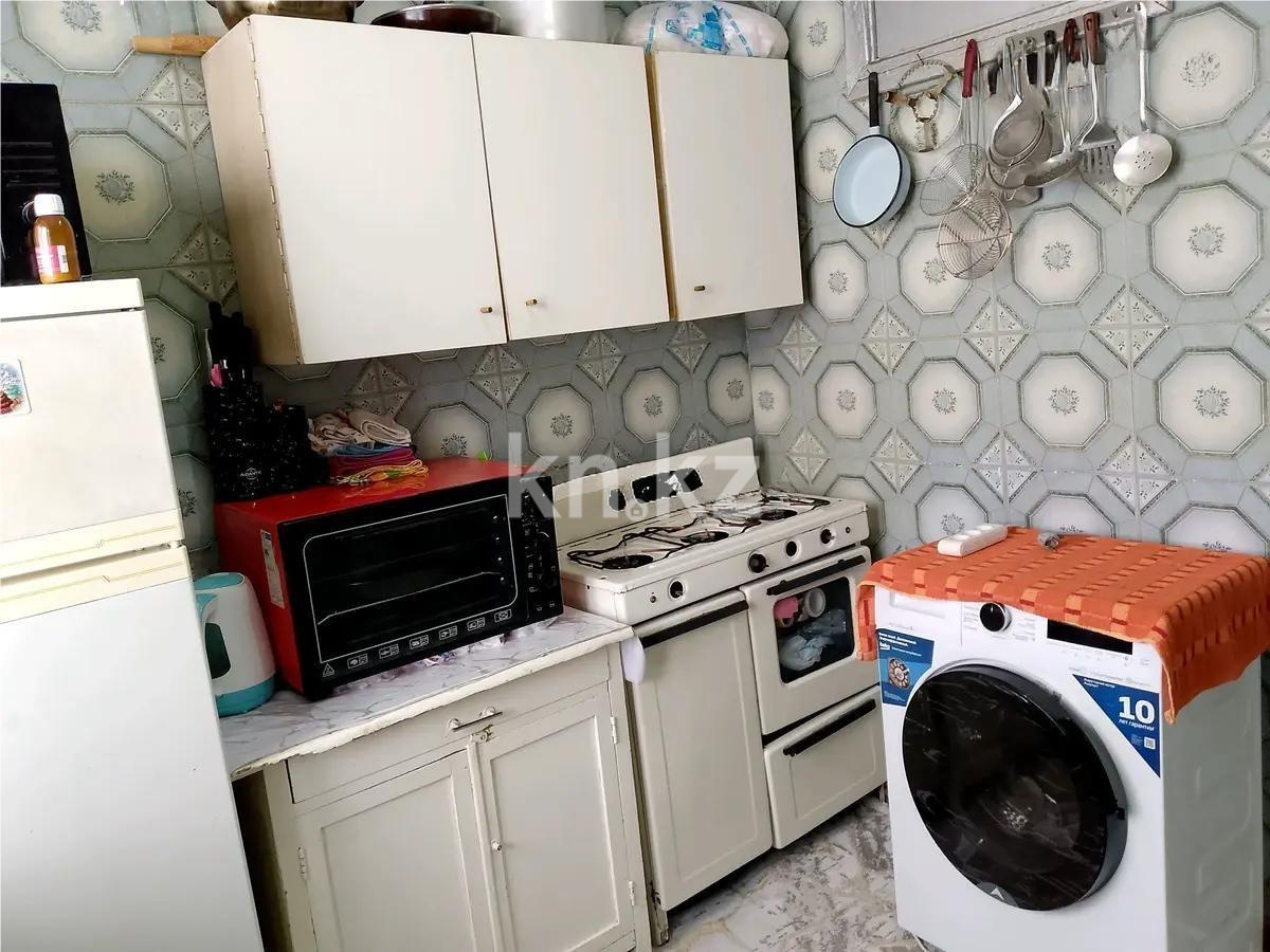 Продажа 1-комнатной квартиры, 31 м², мкр-н 23, дом  26 - Продажа  однокомнатных квартир в Караганде фото 2 из 3