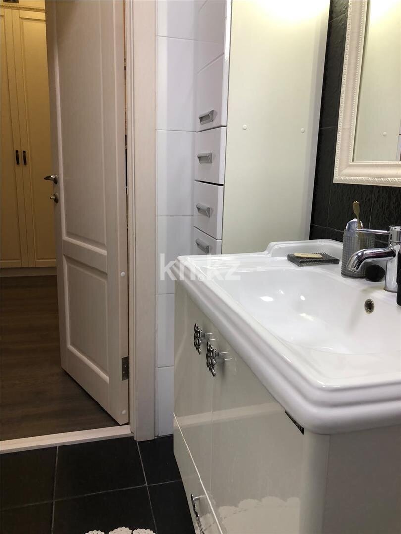 Продажа 3-комнатной квартиры, 125 м² в Астане - фото 19
