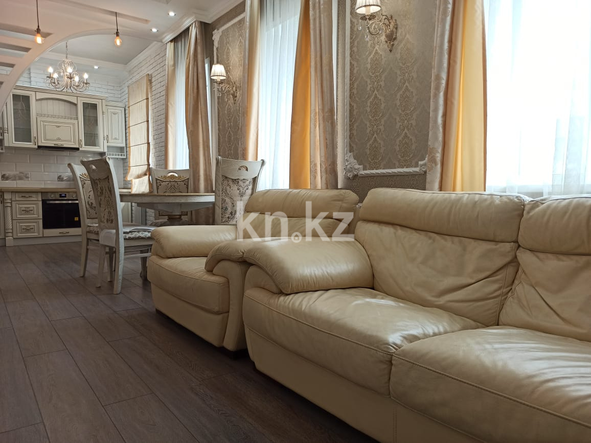 Продажа 2-комнатной квартиры, 60 м², ул. Ержанова, дом  18/6 - Продажа квартир в Караганде с фото фото 1 из 14