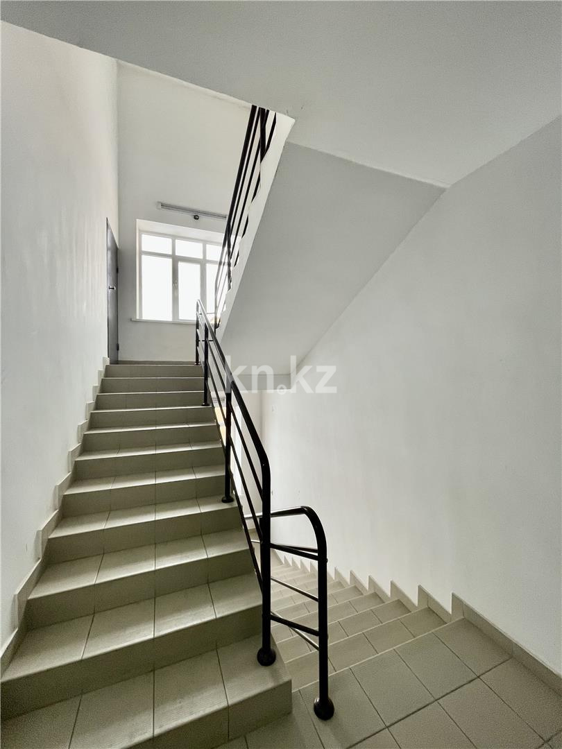 Продажа 3-комнатной квартиры, 82 м², мкр-н Гульдер-1, дом  1/4 - Продажа  трехкомнатных квартир в Караганде фото 27 из 32