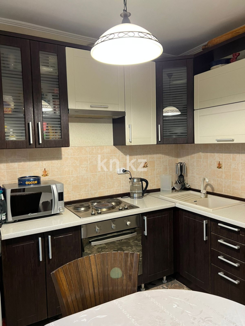 Продажа 4-комнатной квартиры, 81 м², мкр-н Орбита-1, дом  3а в Караганде - фото 4