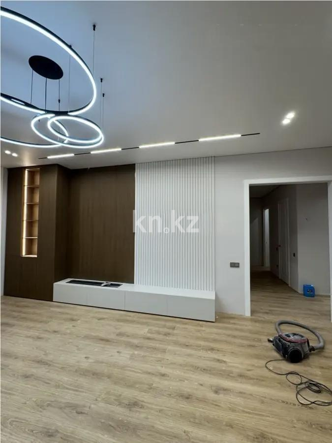 Продажа 3-комнатной квартиры, 105 м², ул. Толе би, дом  54 в Астане