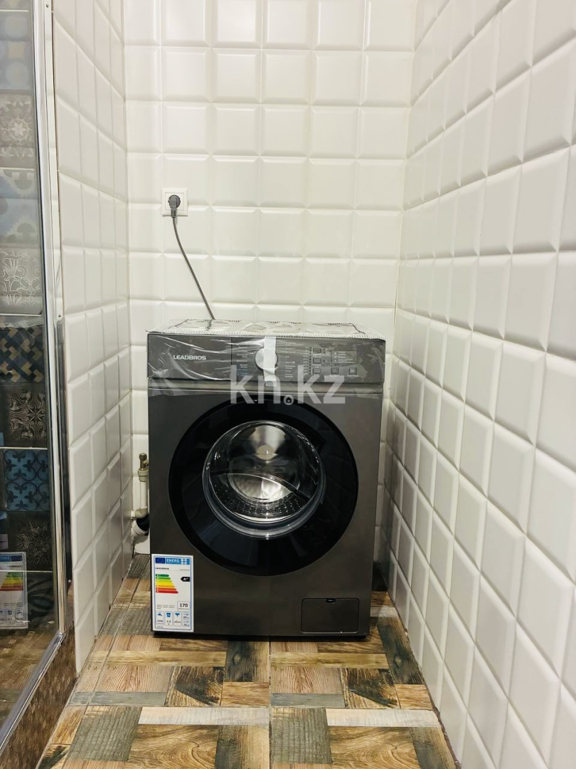 Аренда 4-комнатной квартиры, 100 м², ул. Кенесары хана, дом  98 - Аренда  четырехкомнатных квартир помесячно в Алматы фото 9 из 9