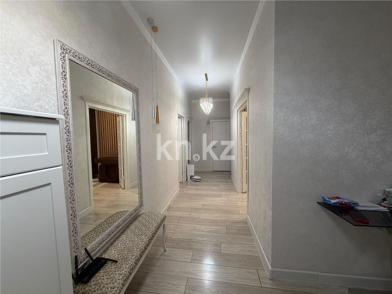 Продажа 4-комнатной квартиры, 107 м² в Караганде - фото 19
