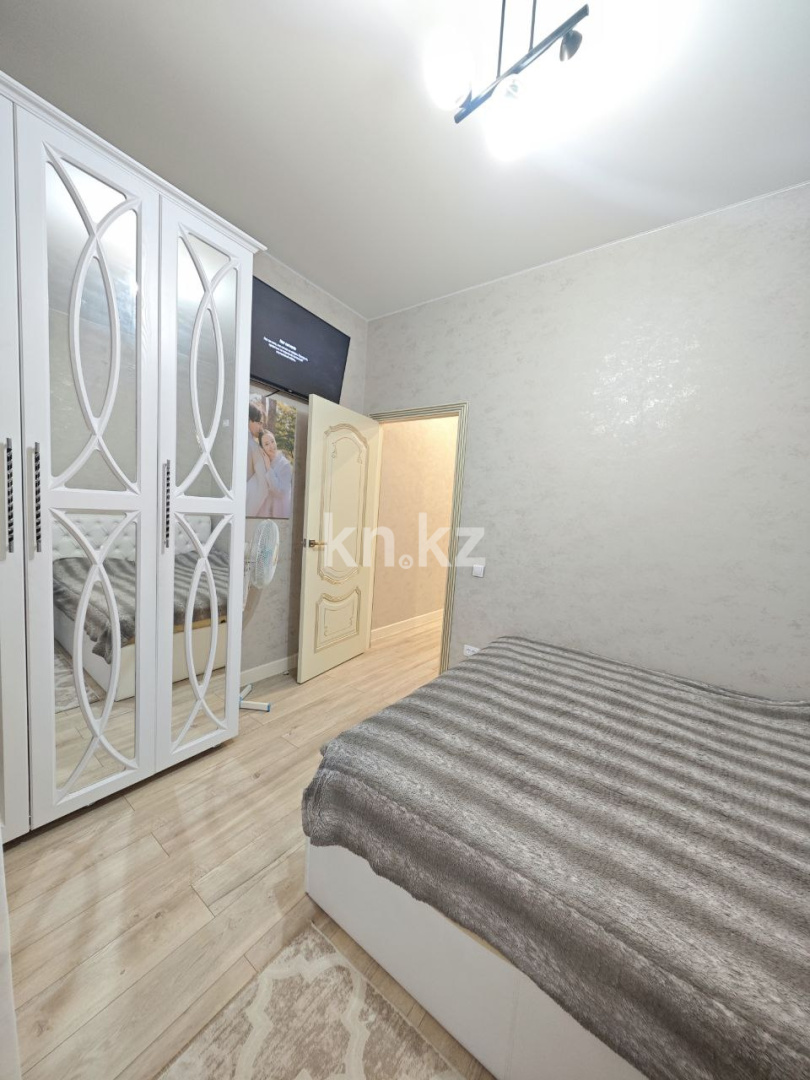 Продажа 3-комнатной квартиры, 84 м², ул. Муканова в Караганде - фото 7