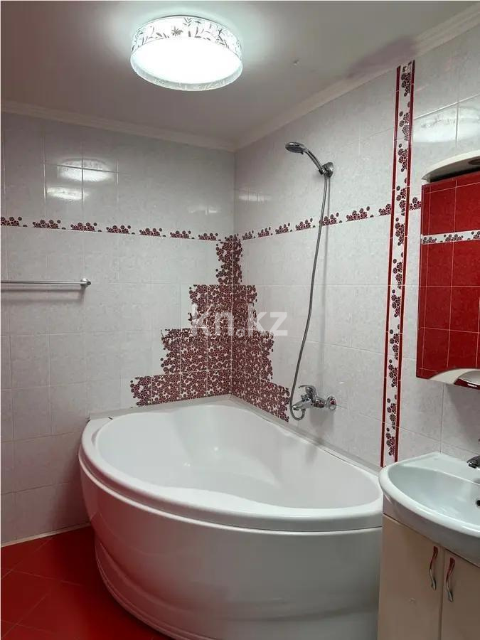 Продажа 2-комнатной квартиры, 57 м², ул. Гвардейская, дом  13 - Продажа  двухкомнатных квартир в Караганде фото 5 из 6