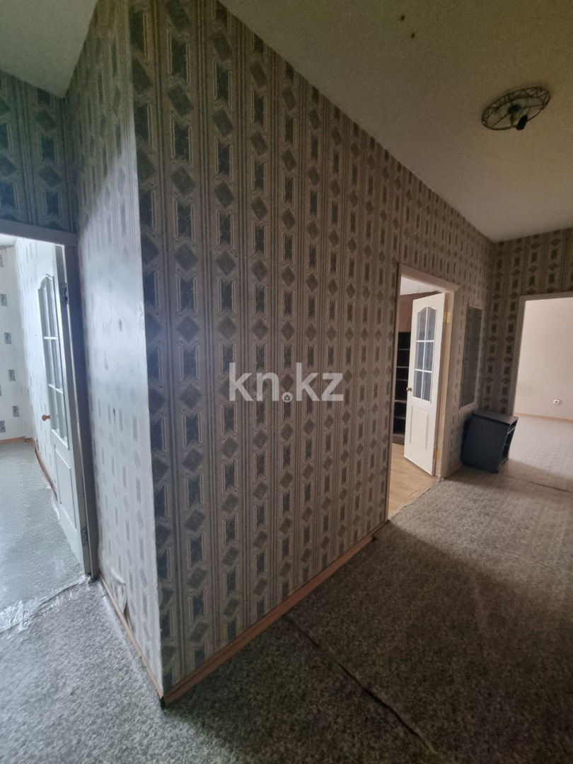 Продажа 2-комнатной квартиры, 60 м², ул. Сарыарка, дом  31 в Караганде - фото 10