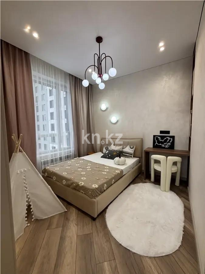 Продажа 3-комнатной квартиры, 72 м², пр. Республики, дом  23 в Караганде - фото 2