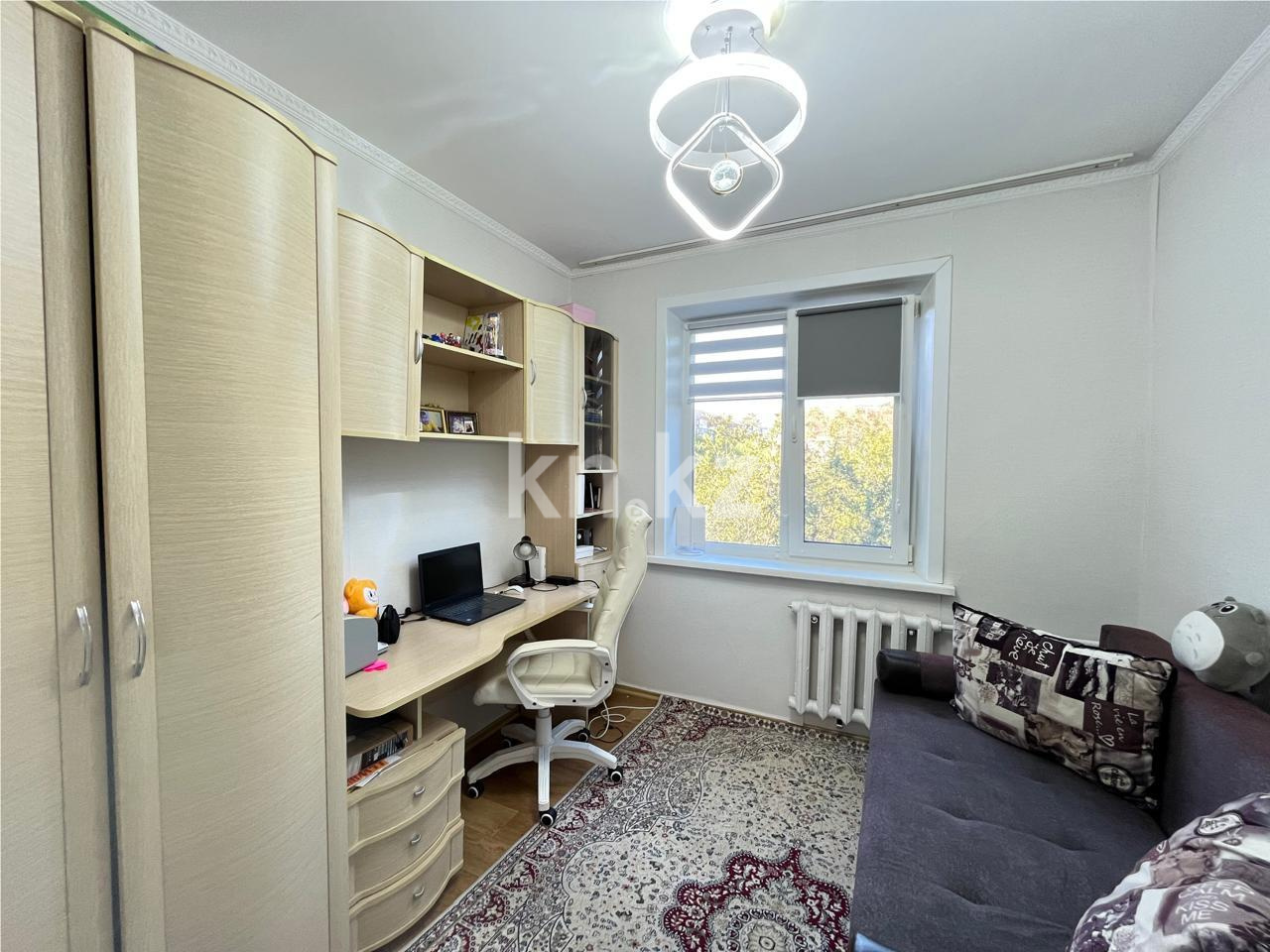 Продажа 3-комнатной квартиры, 64 м², мкр-н Степной-3, дом  1 - Продажа  трехкомнатных квартир в Караганде фото 8 из 14