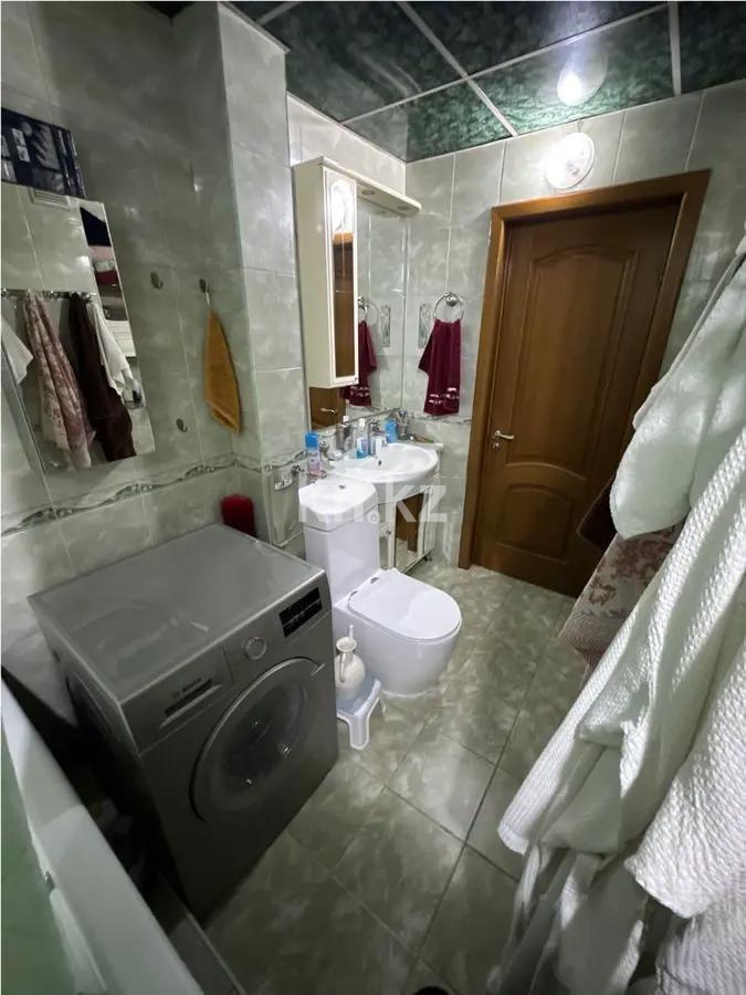 Продажа 4-комнатной квартиры, 81.5 м², мкр-н Аксай-4, дом  34 в Алматы - фото 7