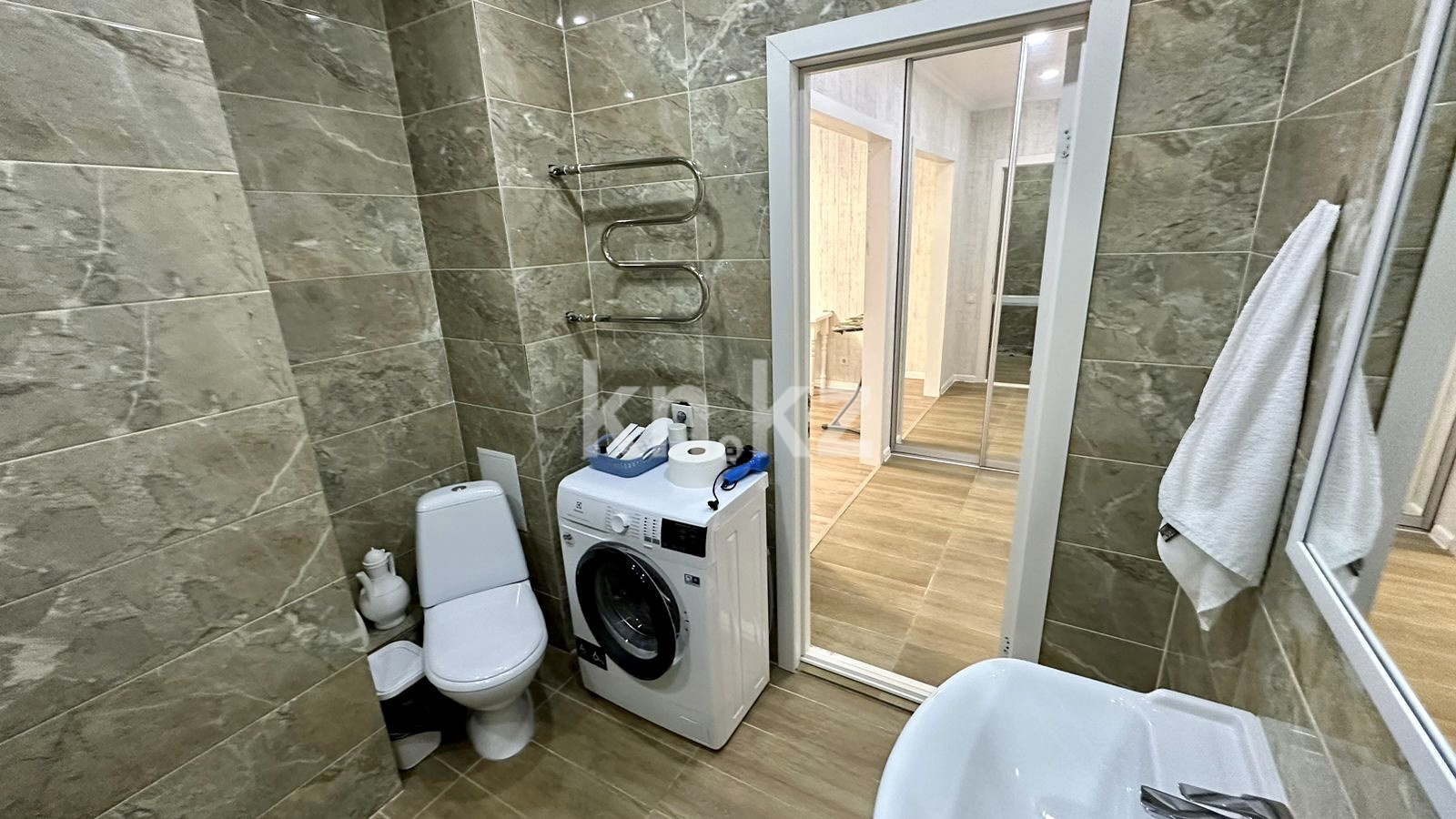 Аренда 1-комнатной квартиры посуточно, 38 м², пр. Кабанбай батыра, дом  48/7 - ул. Орынбор - Аренда квартир посуточно в Астане без посредников фото 10 из 17