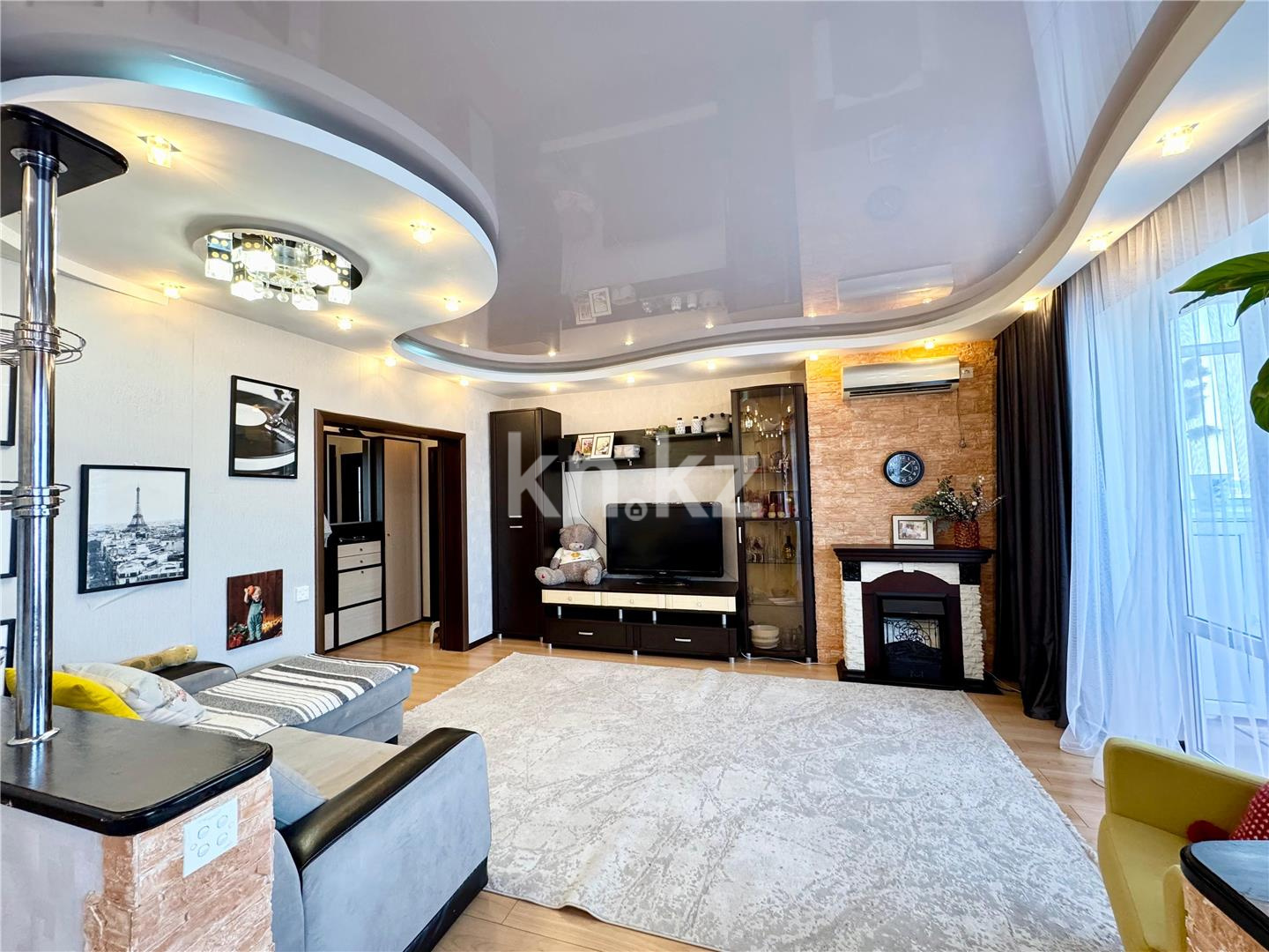 Продажа 2-комнатной квартиры, 58 м², пр. Шахтеров, дом  74 в Караганде - фото 3