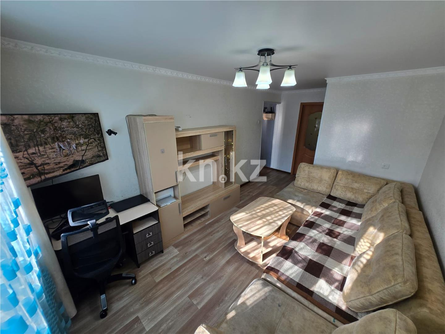Продажа 2-комнатной квартиры, 44 м², ул. Муканова - Продажа квартир в Караганде с фото фото 1 из 11