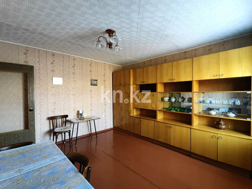 Продажа 2-комнатной квартиры, 47 м², Жекебаева, дом  125 в Караганде - фото 3
