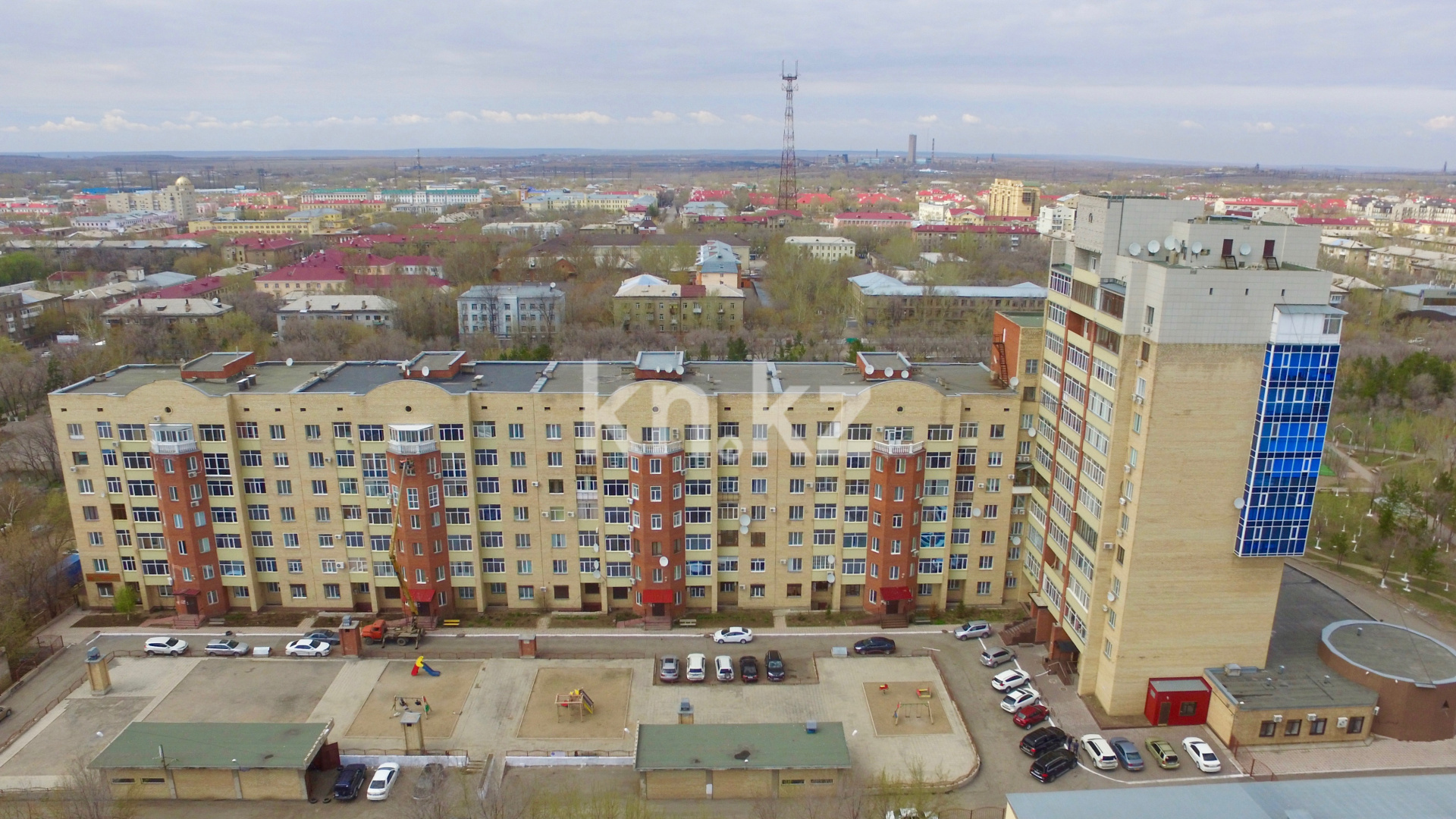 Продажа 3-комнатной квартиры, 90 м², ул. Ерубаева, дом  44/2 в Караганде - фото 9