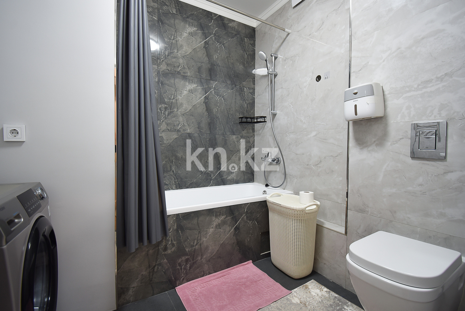 Продажа 2-комнатной квартиры, 52.9 м² в Алматы - фото 21