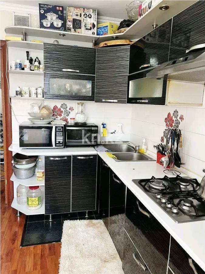 Продажа 3-комнатной квартиры, 69 м², мкр-н Айнабулак-4, дом  194Б в Алматы - фото 3