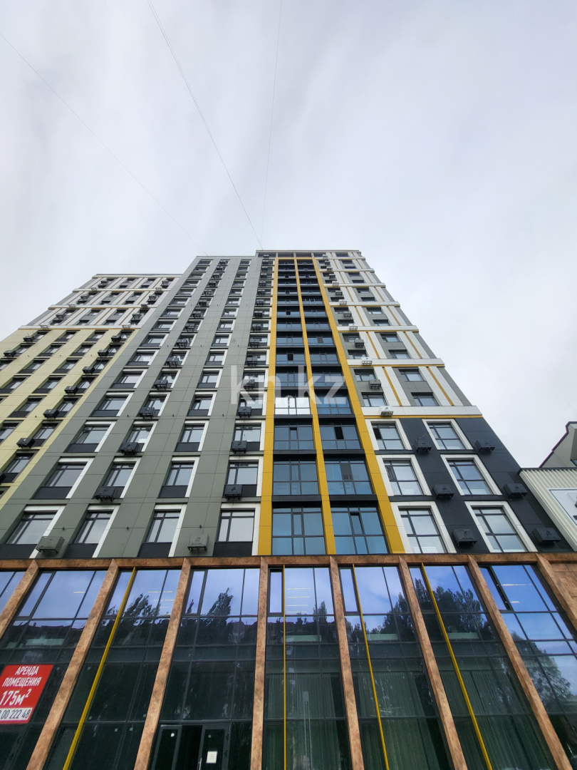 Продажа 2-комнатной квартиры, 68.4 м², пр. Строителей, дом  28/5 - Продажа квартир в Караганде фото 1 из 12