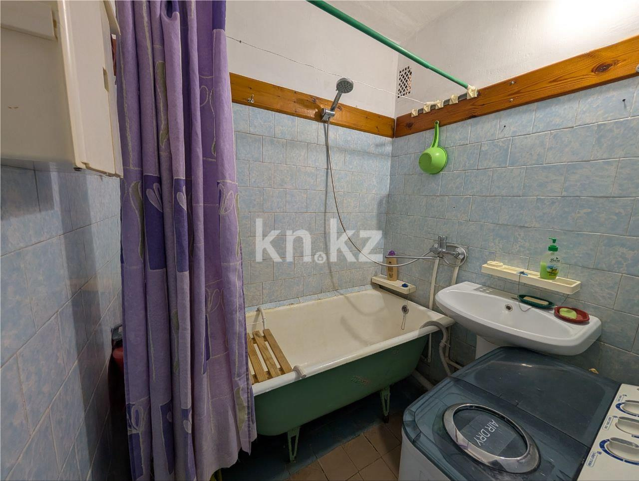 Продажа 3-комнатной квартиры, 61 м², мкр-н Восток-3, дом  9 - Продажа жилой и коммерческой недвижимости в Казахстане фото 12 из 15