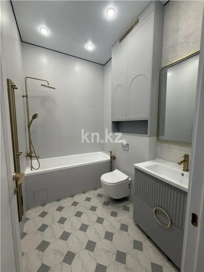 Продажа 3-комнатной квартиры, 98 м², ул. Рыскулова, дом  1/1 в Астане - фото 8