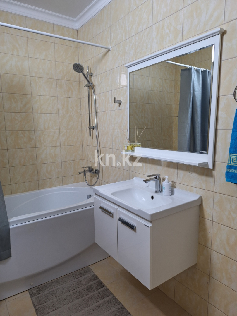 Продажа 2-комнатной квартиры, 73 м² в Астане