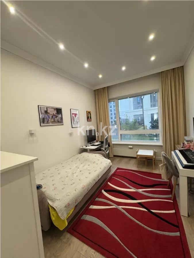 Продажа 4-комнатной квартиры, 150 м², ул. Сарайшык, дом  6 - Продажа  четырехкомнатных квартир в Астане без посредников фото 4 из 11