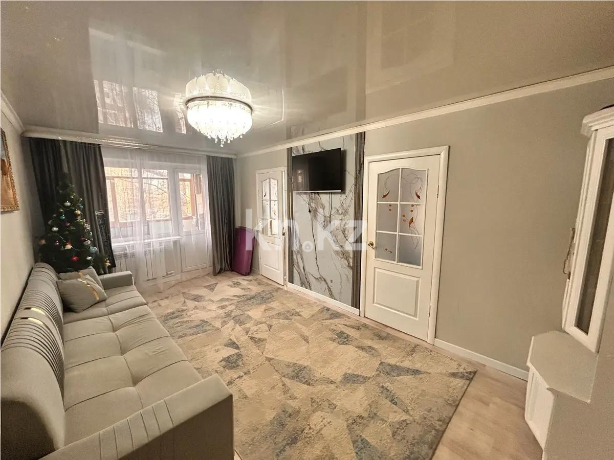 Продажа 3-комнатной квартиры, 47 м², 13 мкр., дом  8 в Караганде