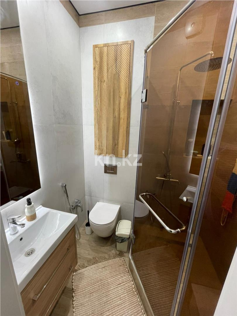 Продажа 4-комнатной квартиры, 111 м² - Продажа квартир в Караганде - страница 3 фото 20 из 21