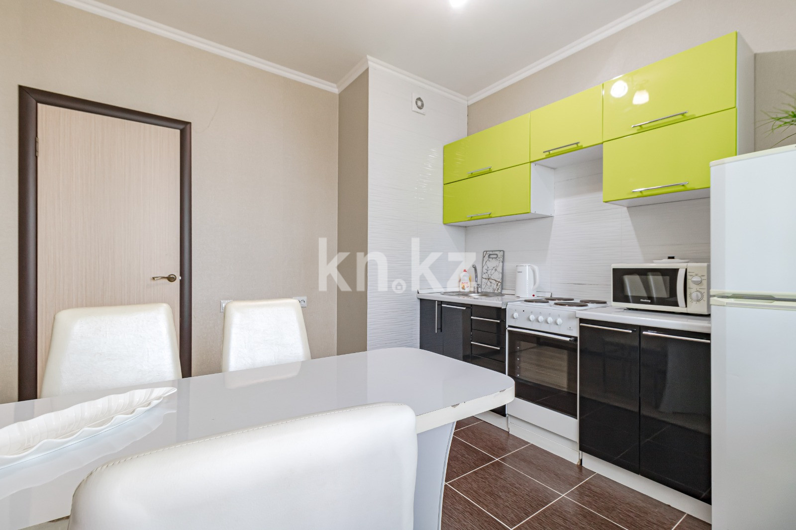 Аренда 2-комнатной квартиры посуточно, 65 м², ул. Сарайшык, дом  7 - пр. Кабанбай батыра - Аренда квартир посуточно в Астане без посредников фото 8 из 20