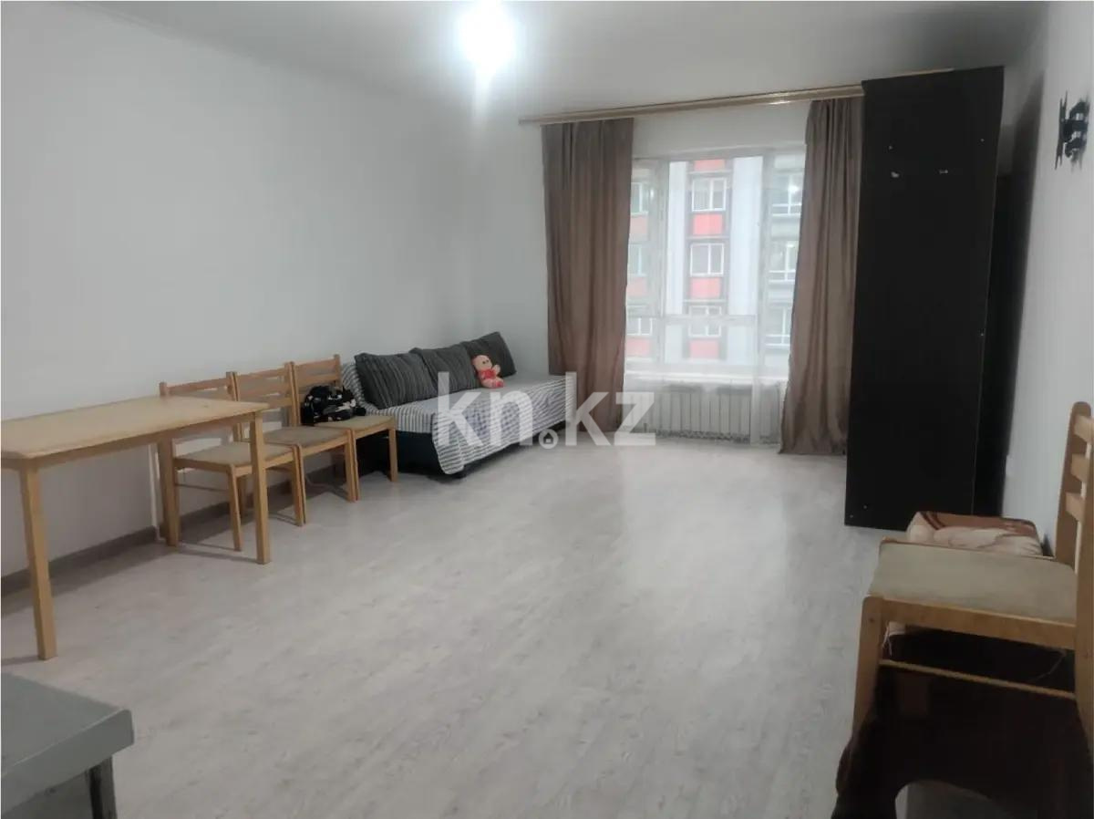 Продажа 1-комнатной квартиры, 30 м², мкр-н Аккент, дом  66 - Продажа квартир в Казахстане фото 1 из 3