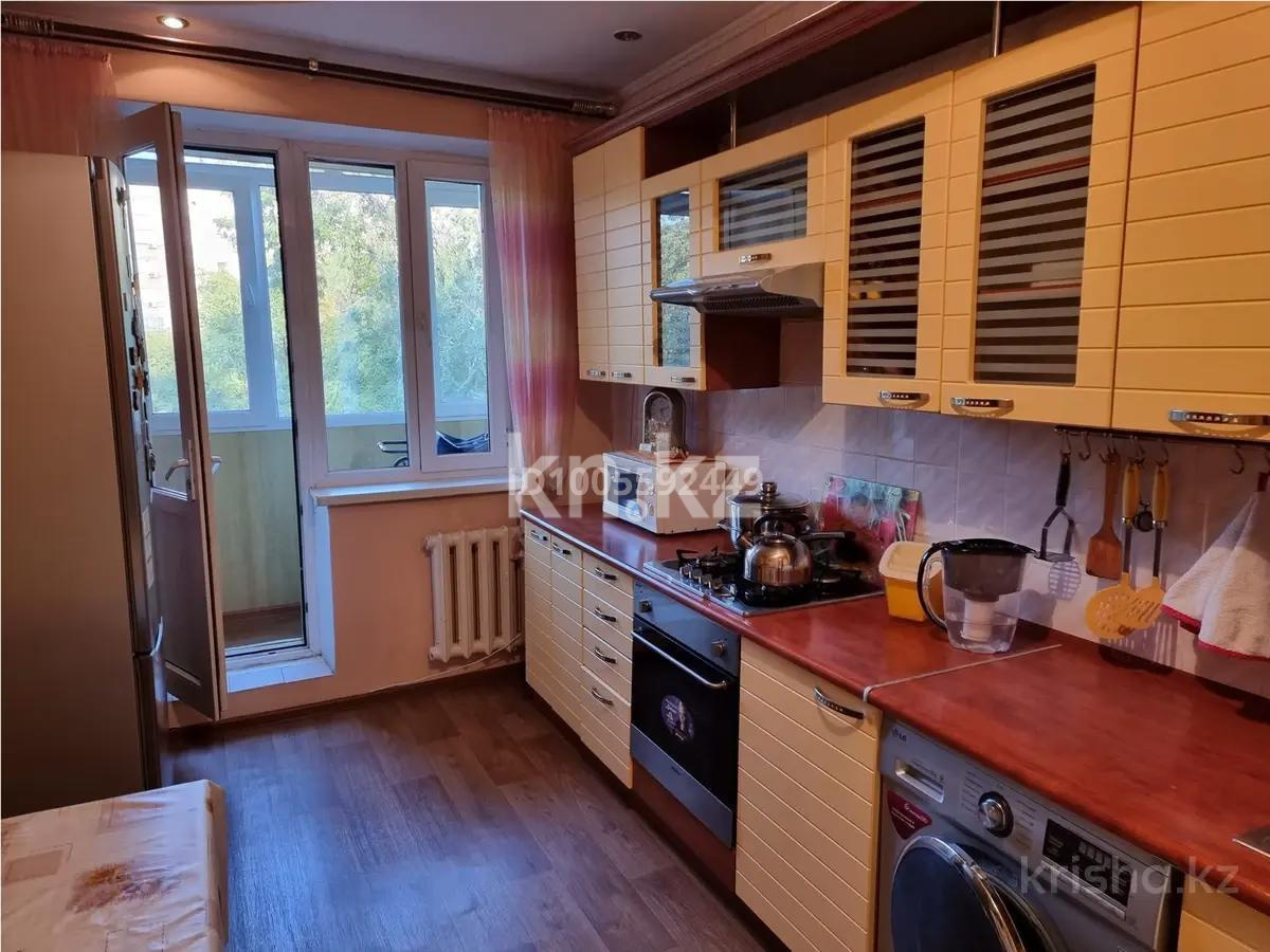 Продажа 3-комнатной квартиры, 64 м², мкр-н Аксай-2, дом  64 в Алматы - фото 3