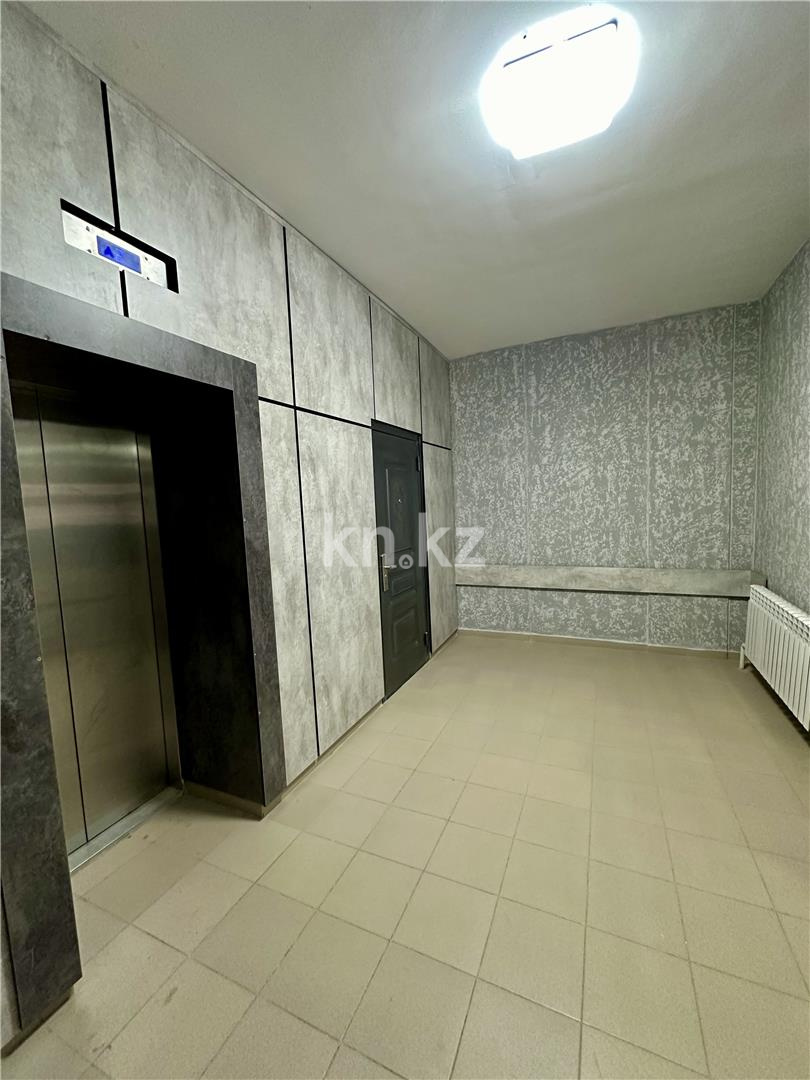 Продажа 3-комнатной квартиры, 97 м², пр. Шахтеров, дом  68 - Продажа  трехкомнатных квартир в Караганде фото 33 из 37