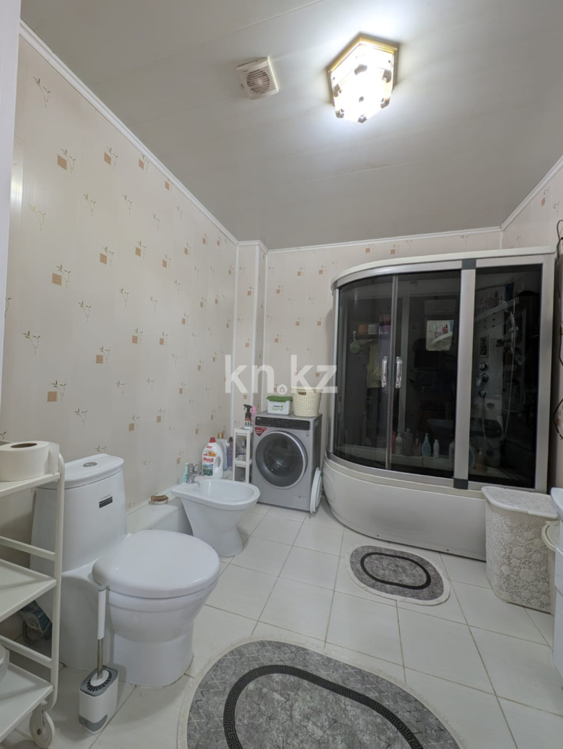 Продажа 6-комнатного дома, 525.2 м², ул. Береке, дом  18 - Продажа домов, коттеджей в Уральске фото 13 из 40