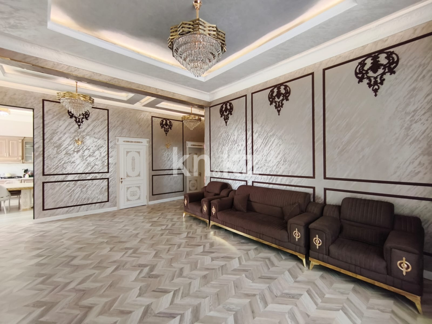 Продажа 5-комнатного дома, 252 м² в Алматы - фото 18