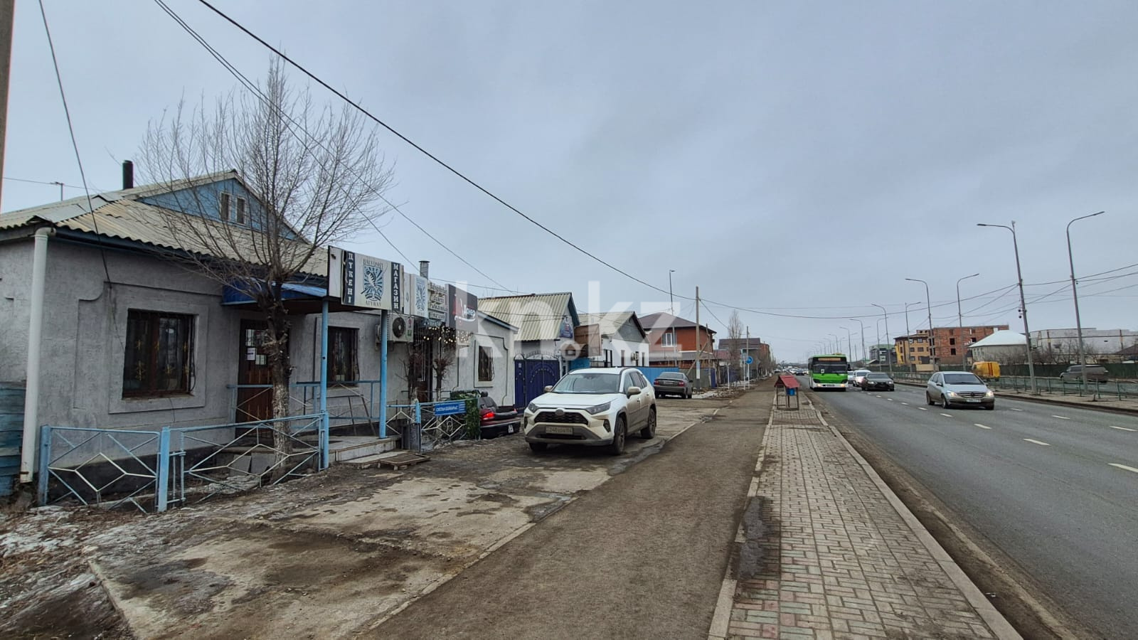 Продажа 3-комнатного дома, 180 м² - Продажа домов, коттеджей в Атырау фото 1 из 32