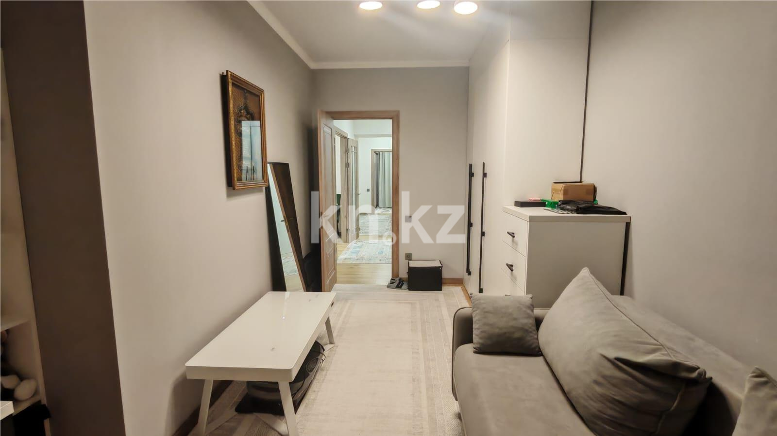 Продажа 4-комнатной квартиры, 123 м², ул. Дюсембекова - Продажа квартир в Караганде фото 9 из 31