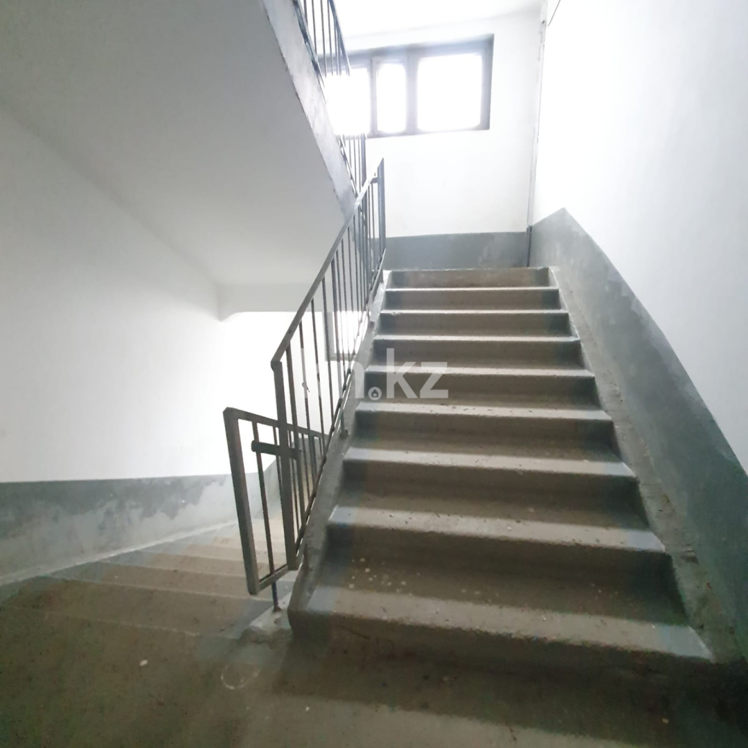 Продажа 4-комнатной квартиры, 91.7 м², 12 мкр. - Продажа квартир в Актобе фото 25 из 26