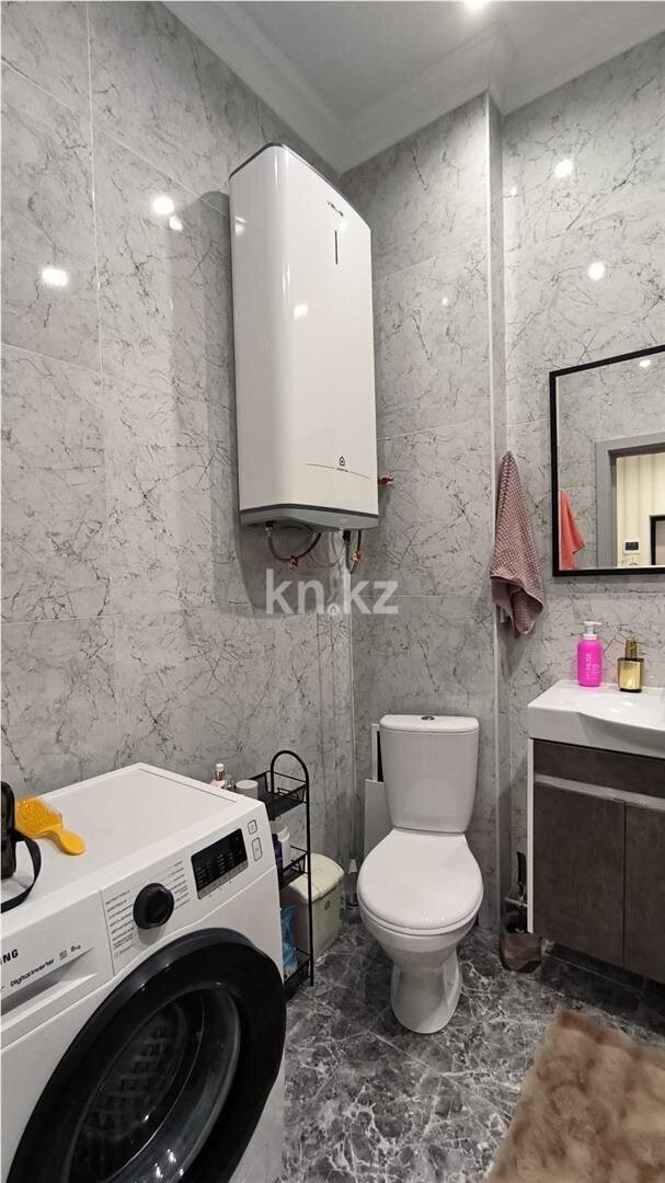 Продажа 2-комнатной квартиры, 65 м² в Караганде - фото 13